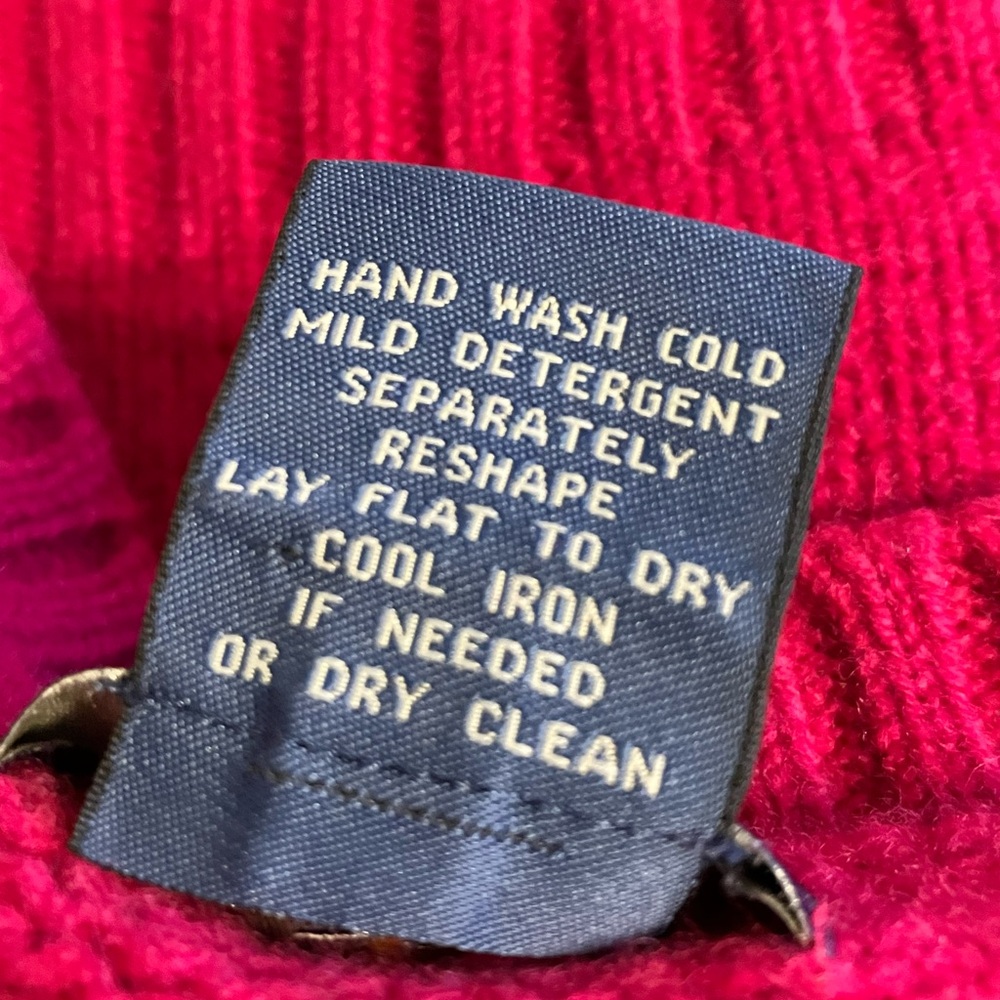 Faconnable thick lamb’s wool magenta berry pink short length v-neck knit sweater - Picture 14 of 15